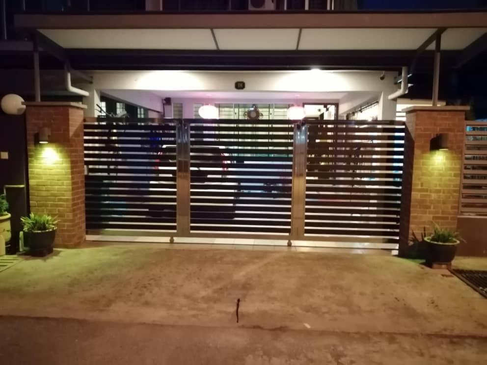 Kelly Homestay Sibu Exterior photo